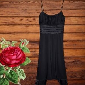 City Triangle black spaghetti strap party dress size Small